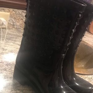Brand new black short boots